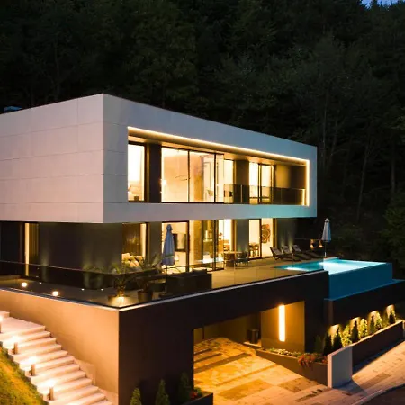 The O Villa