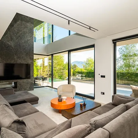 The O Villa